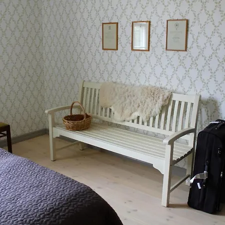 Bed and breakfast Vestlax Mellangard