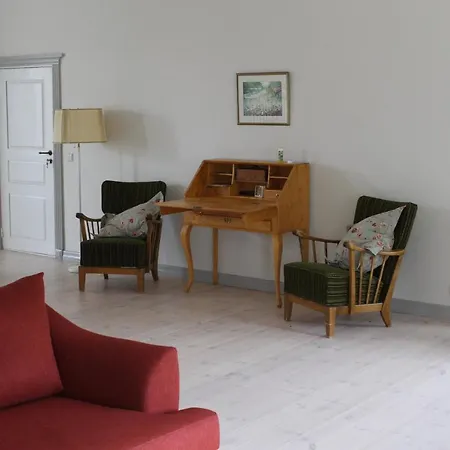 Vestlax Mellangard Bed and breakfast