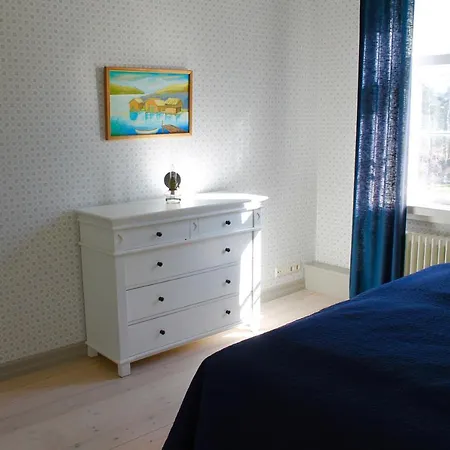 Vestlax Mellangard Bed and breakfast