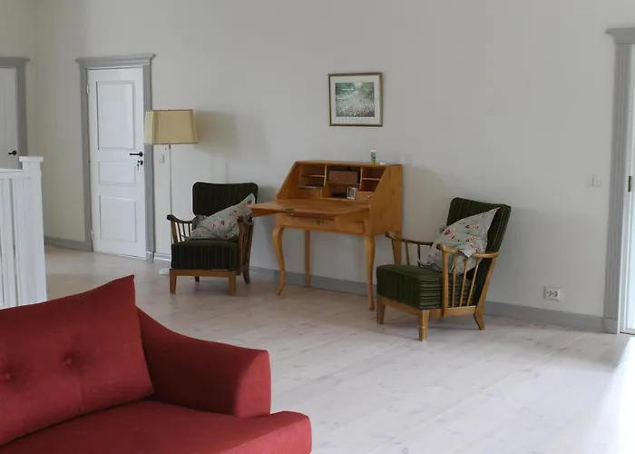 Vestlax Mellangard Bed & Breakfast