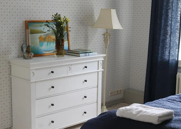 Bed & Breakfast Vestlax Mellangard *