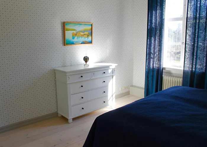 Vestlax Mellangard Bed & Breakfast